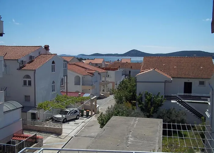 With Parking Space - 12926 Apartmán Vodice